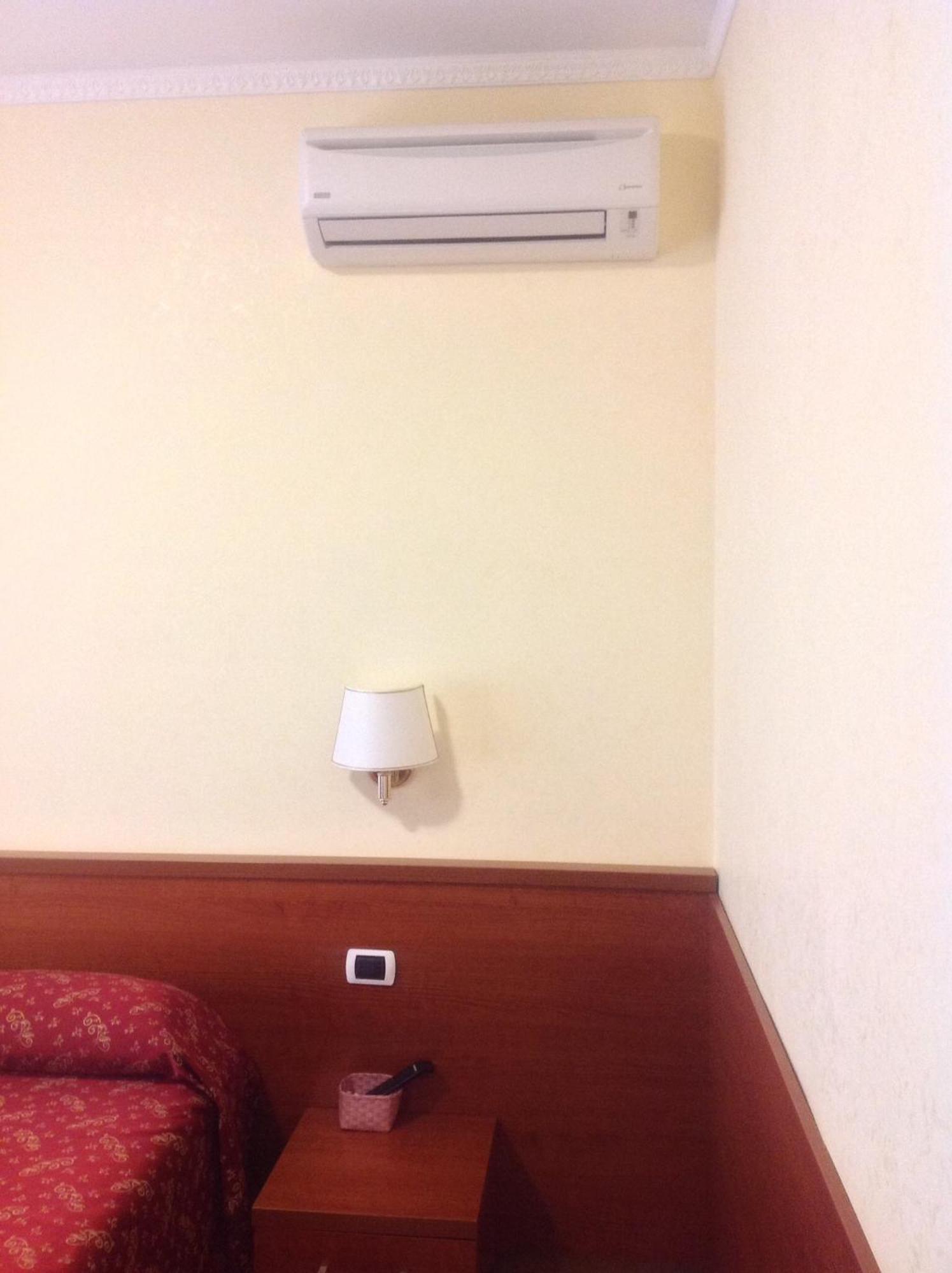 Residenza Fermi Hotel Rome Ruang foto