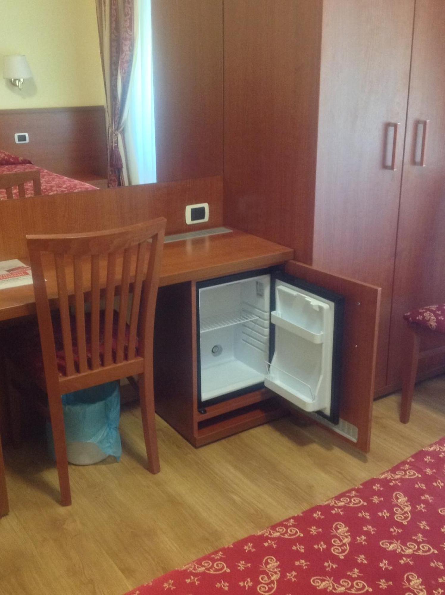 Residenza Fermi Hotel Rome Ruang foto