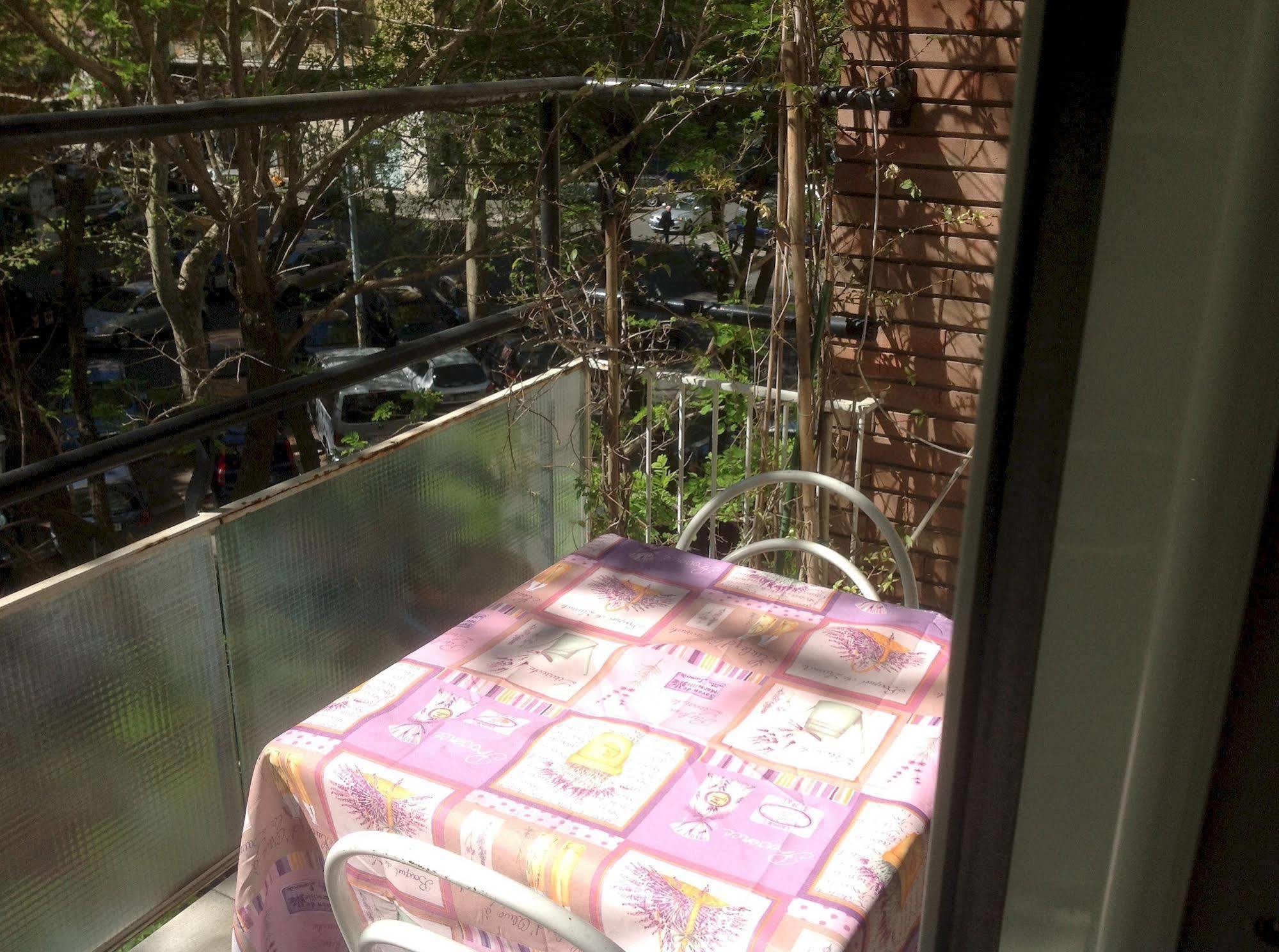 Residenza Fermi Hotel Rome Bagian luar foto